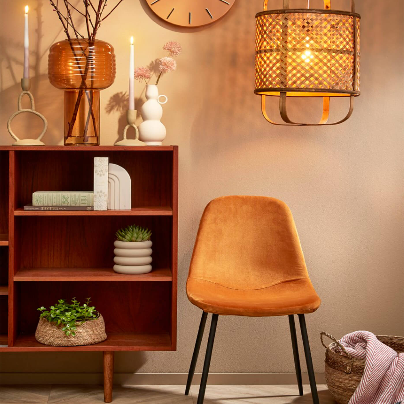 8720362083948-01s-01