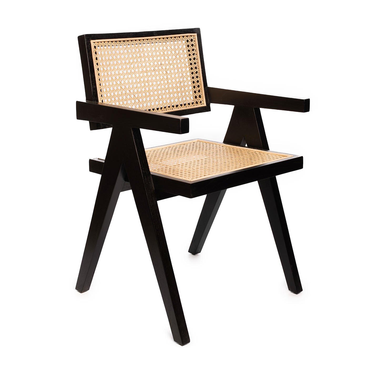 Silla Cane color de madera negro y ratan tejido con apoya brazos